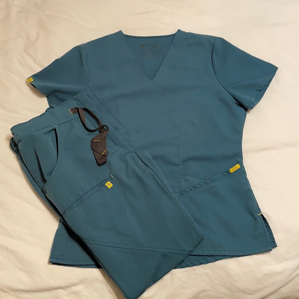 Figs Scrubs